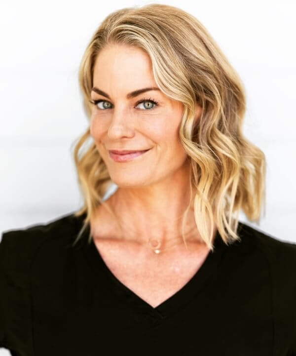 Caroline Carr Headshot
