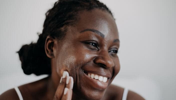 Tru-Skin Blog - The Ultimate Guide to Petrolatum and Slugging: Debunking Myths and Revealing Benefits